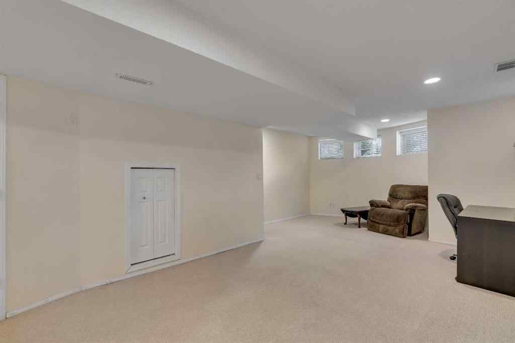 MLS® A2268958 - 2834 Parkdale Boulevard NW in West Hillhurst Calgary, Residential