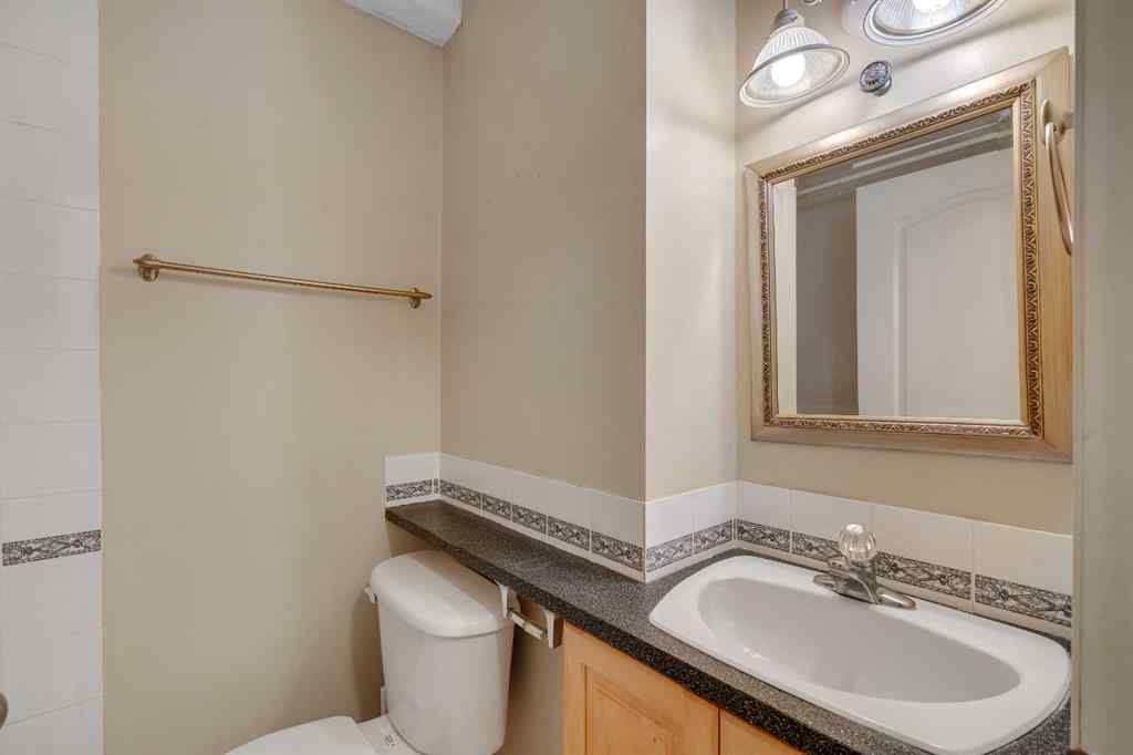 MLS® A2268958 - 2834 Parkdale Boulevard NW in West Hillhurst Calgary, Residential