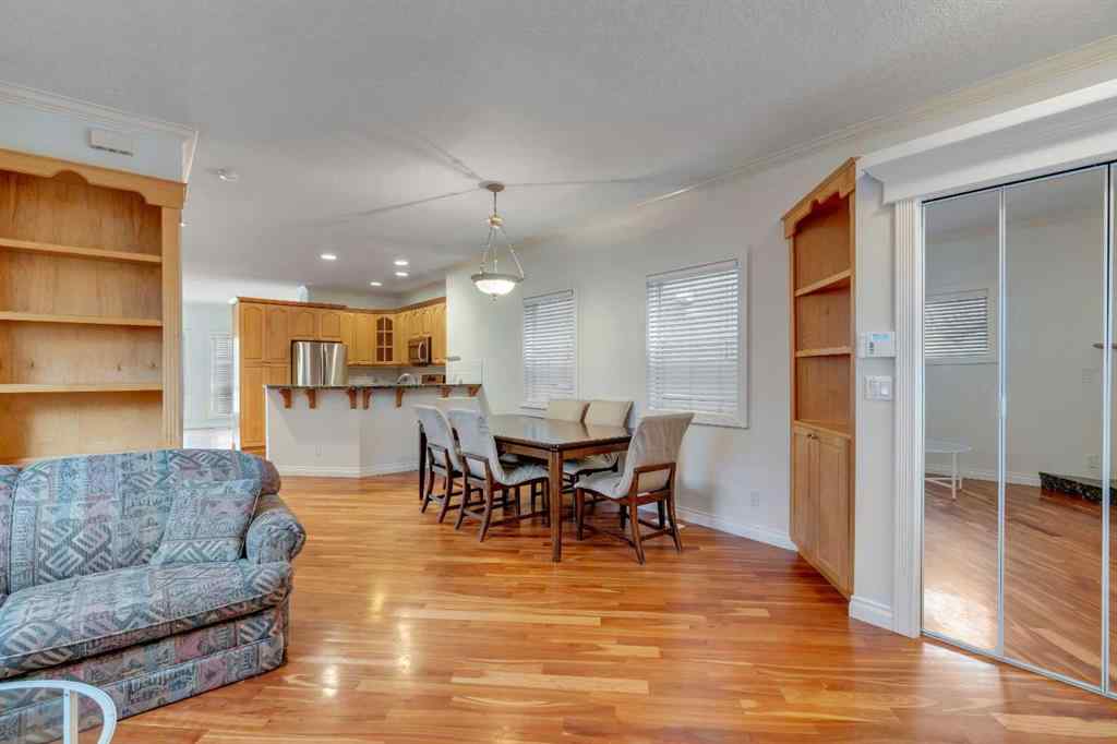 MLS® A2268958 - 2834 Parkdale Boulevard NW in West Hillhurst Calgary, Residential