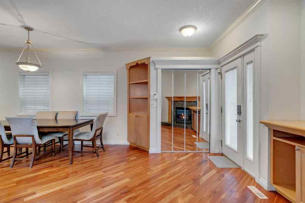 MLS® A2268958 - 2834 Parkdale Boulevard NW in West Hillhurst Calgary, Residential