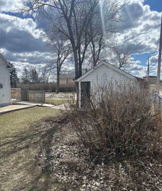 MLS® A2268963 - 204 Grand Avenue  in NONE Carmangay, Residential