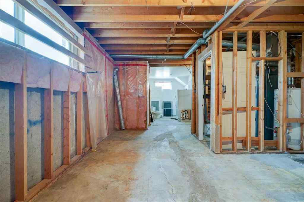 MLS® A2268966 - 10420 108 Avenue  in Avondale Grande Prairie, Residential