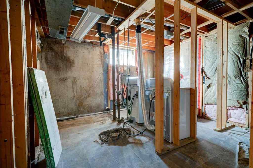 MLS® A2268966 - 10420 108 Avenue  in Avondale Grande Prairie, Residential