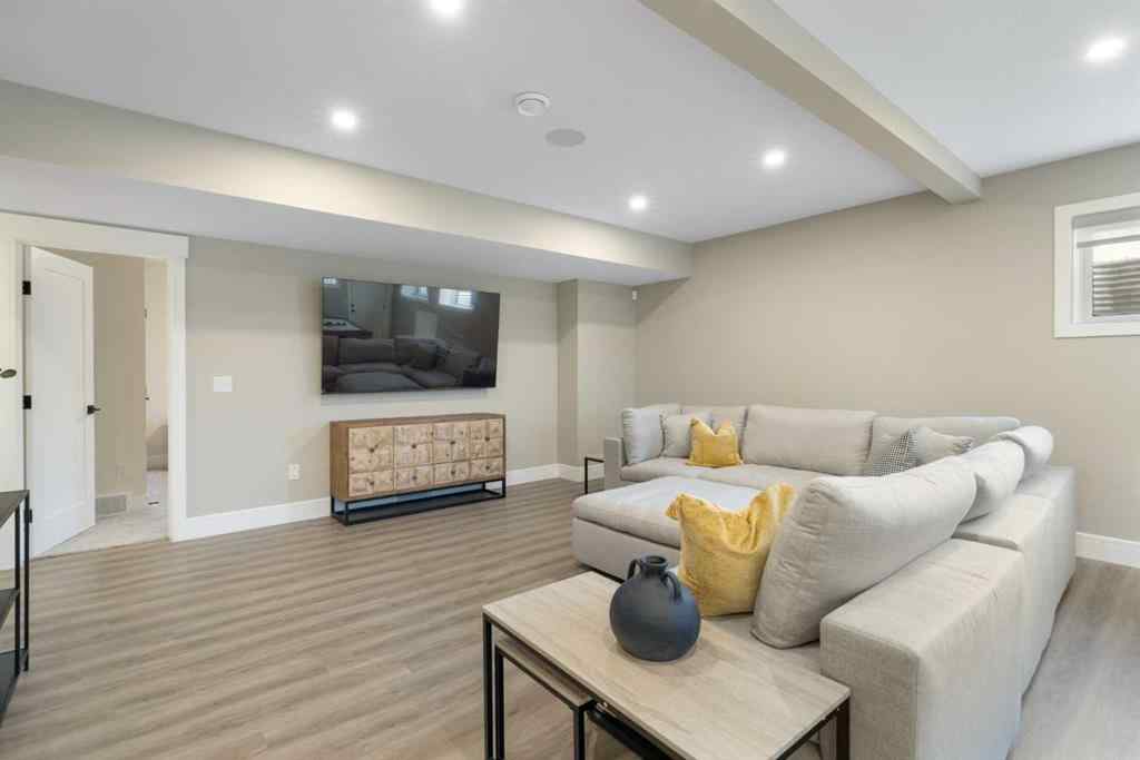 MLS&reg; # A2268967 - 17 Sunvalley View  in Sunset Ridge Cochrane, Residential Open Houses