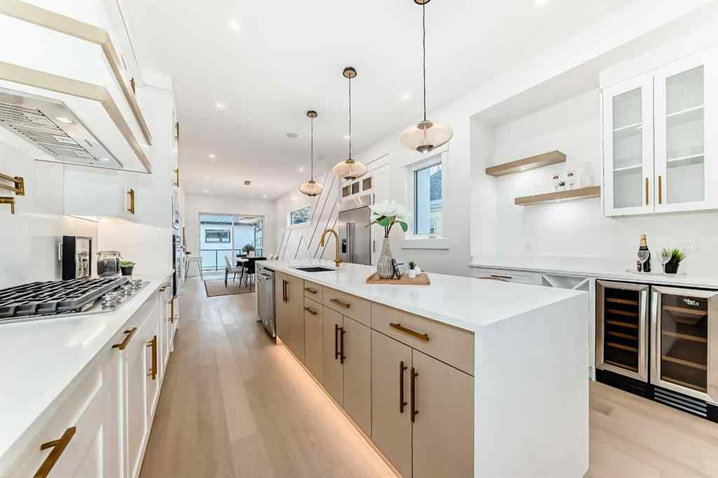 MLS® A2268969 - 214 27 Avenue NW in Tuxedo Park Calgary, Residential