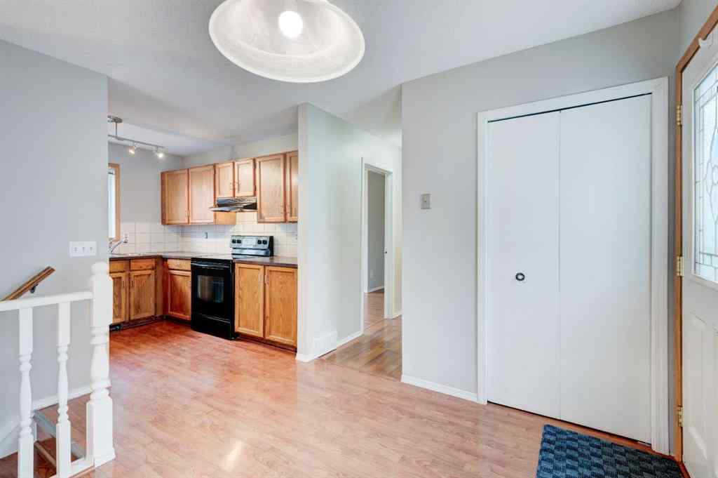 MLS® A2268981 - 115 Shawglen Way SW in Shawnessy Calgary, Residential