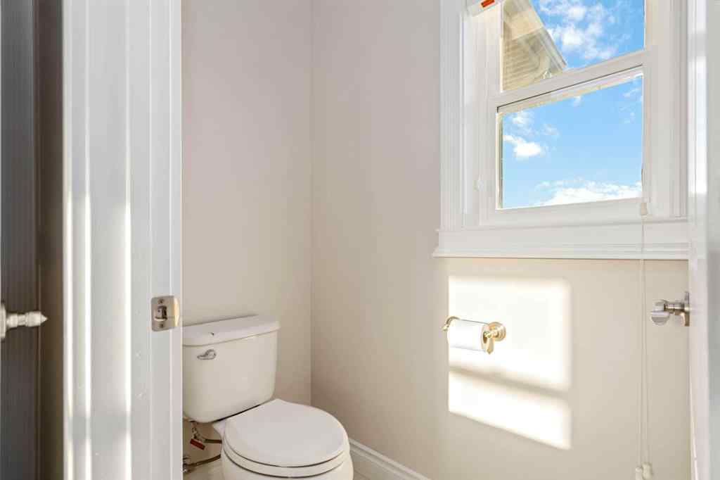 MLS® A2268988 - 289 Blackburn Drive  in Parsons North Fort McMurray, Residential