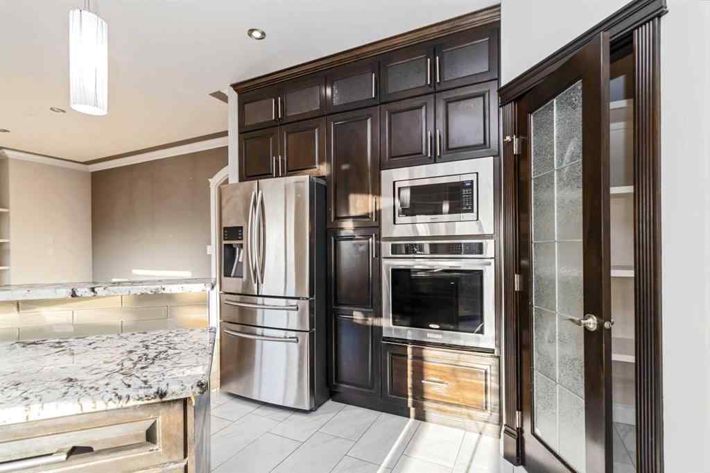 MLS® A2268988 - 289 Blackburn Drive  in Parsons North Fort McMurray, Residential