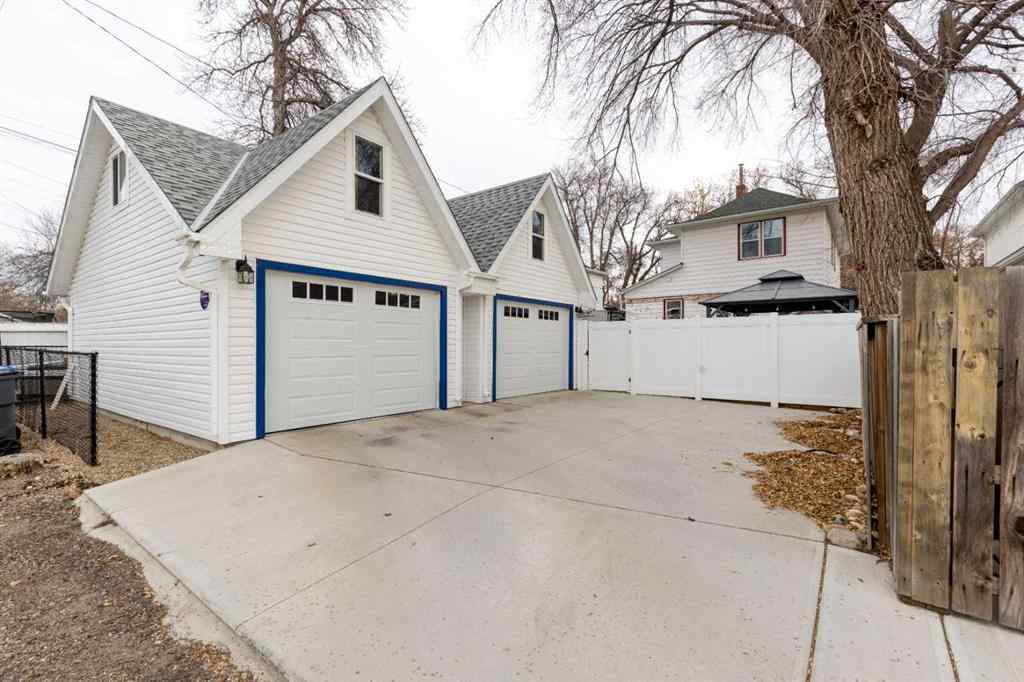 MLS&reg; # A2268993 - 268 Belfast Street SE in SE Hill Medicine Hat, Residential Open Houses
