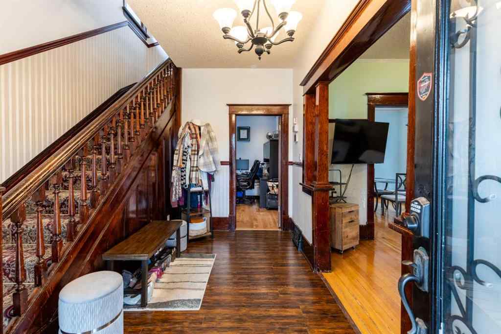 MLS&reg; # A2268993 - 268 Belfast Street SE in SE Hill Medicine Hat, Residential Open Houses