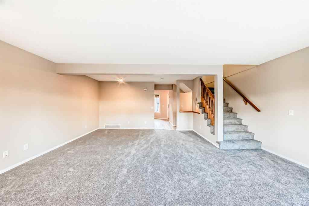 MLS® A2268999 - 677 Regal Park NE in Renfrew Calgary, Residential