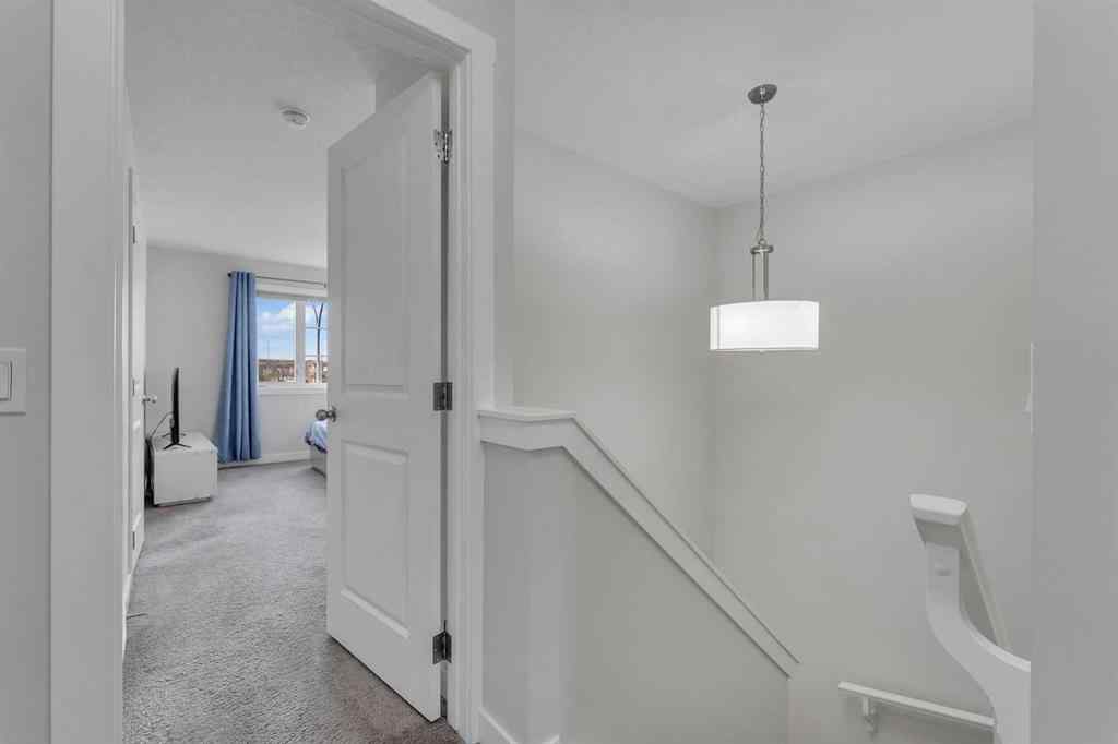 MLS® A2269009 - 10 Midtown Boulevard SW in Midtown Airdrie, Residential