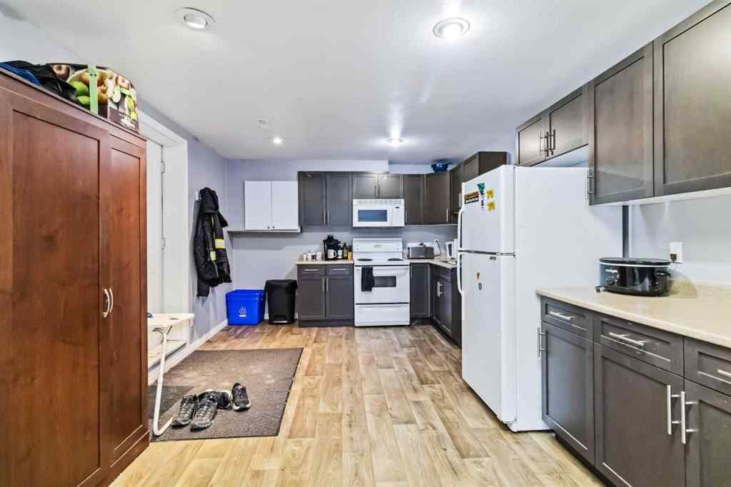 MLS® A2269010 - 328 Burton Place  in Timberlea Fort McMurray, Residential