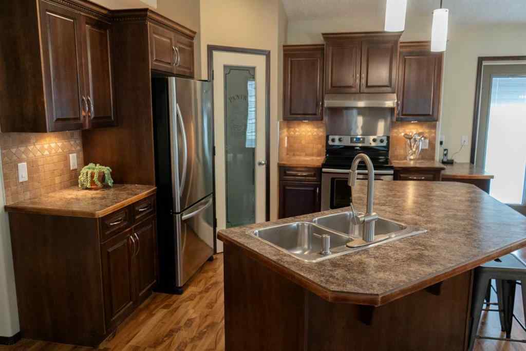 MLS&reg; # A2269014 - 423 Centennial Avenue  in NONE Nobleford, Residential Open Houses