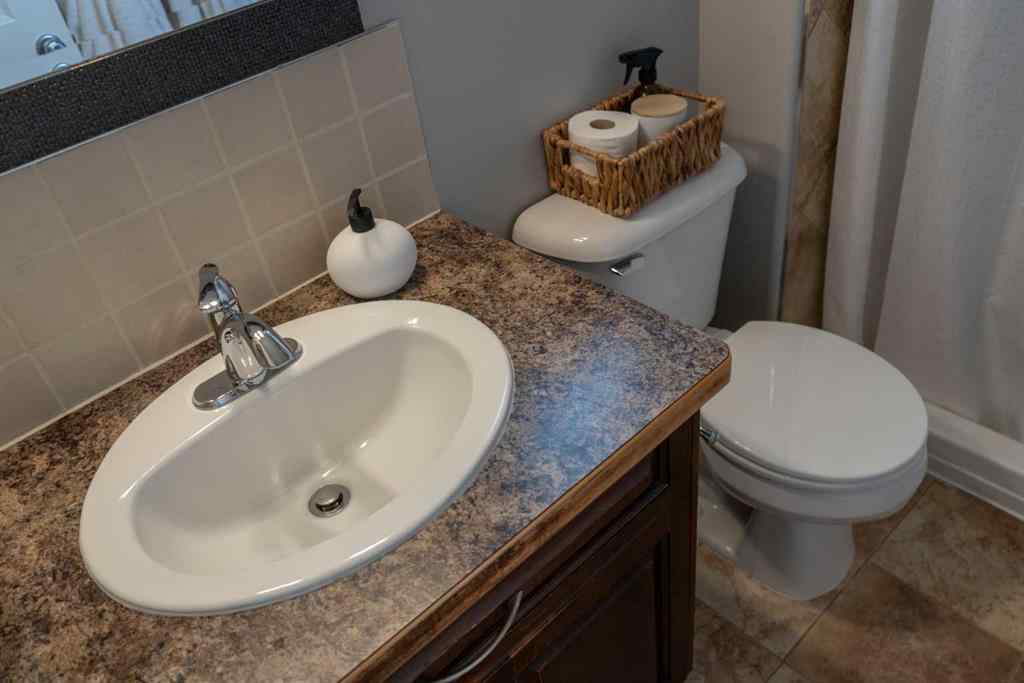 MLS&reg; # A2269014 - 423 Centennial Avenue  in NONE Nobleford, Residential Open Houses