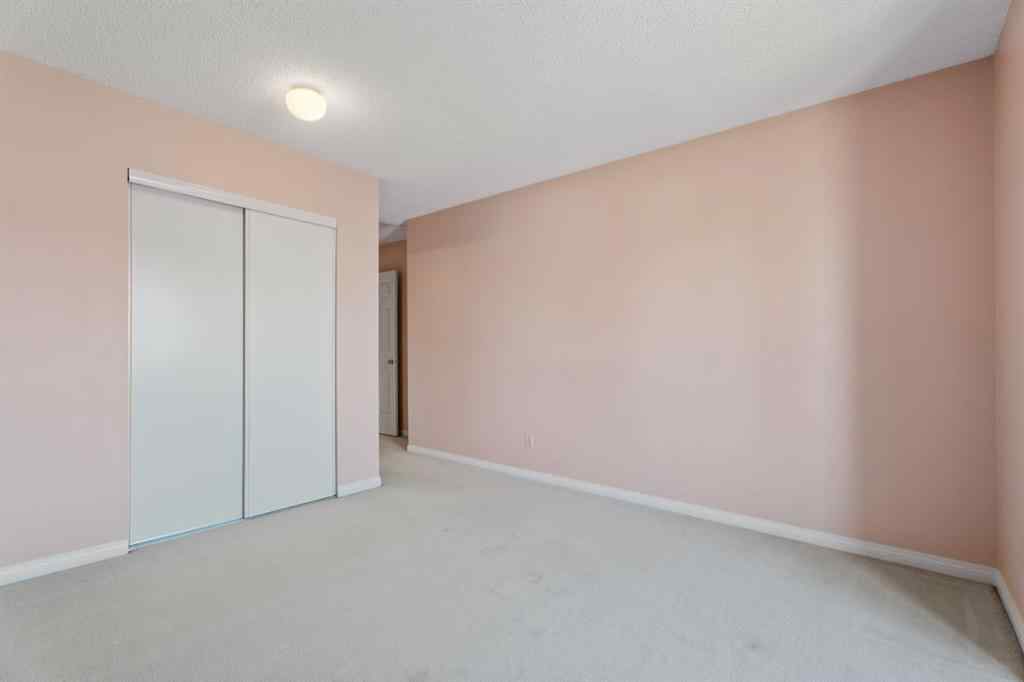 MLS® A2269021 - 221 Sandringham Road NW in Sandstone Valley Calgary, Residential