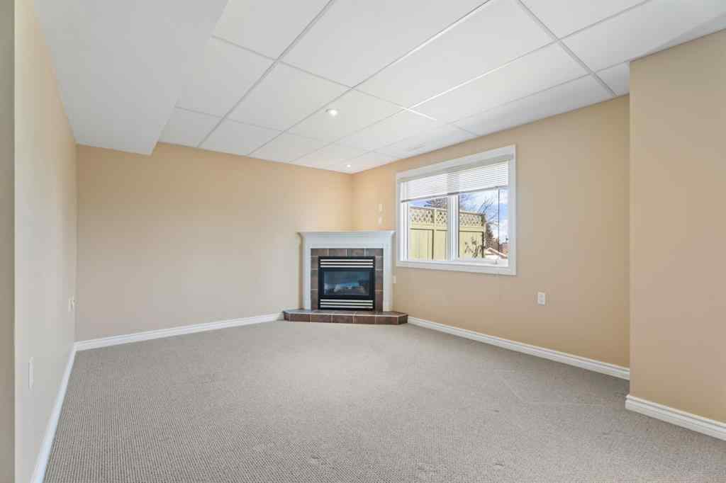 MLS® A2269021 - 221 Sandringham Road NW in Sandstone Valley Calgary, Residential