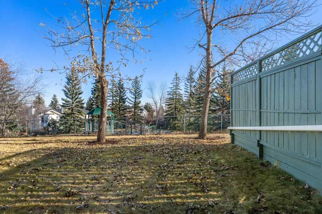 MLS® A2269021 - 221 Sandringham Road NW in Sandstone Valley Calgary, Residential