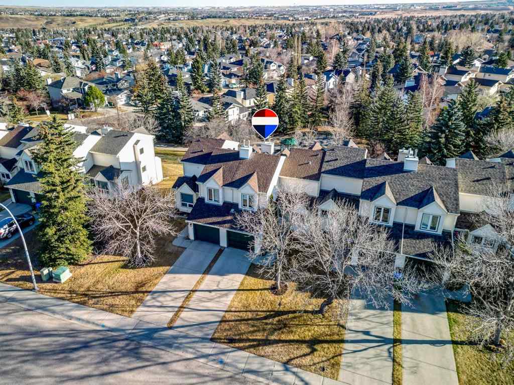 MLS® A2269021 - 221 Sandringham Road NW in Sandstone Valley Calgary, Residential