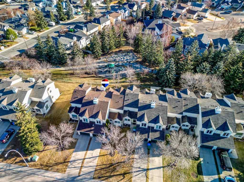 MLS® A2269021 - 221 Sandringham Road NW in Sandstone Valley Calgary, Residential