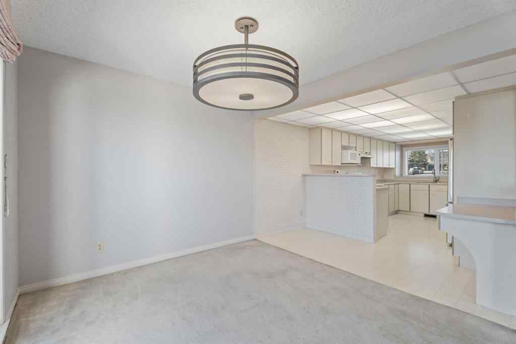 MLS® A2269021 - 221 Sandringham Road NW in Sandstone Valley Calgary, Residential