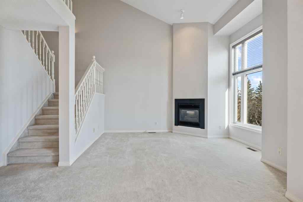 MLS® A2269021 - 221 Sandringham Road NW in Sandstone Valley Calgary, Residential