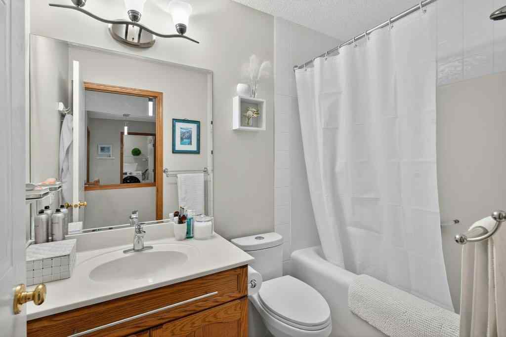 MLS&reg; # A2269025 - 96 Shawbrooke Manor SW in Shawnessy Calgary, Residential Open Houses