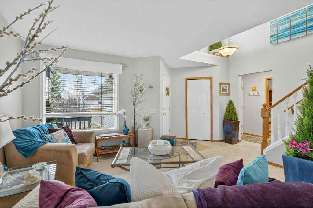 MLS&reg; # A2269025 - 96 Shawbrooke Manor SW in Shawnessy Calgary, Residential Open Houses