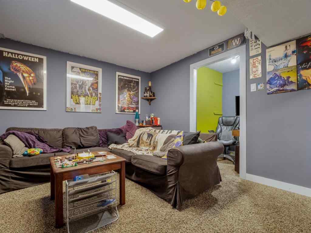 MLS® A2269027 - 2238 26 Avenue S in Tudor Estates Lethbridge, Residential