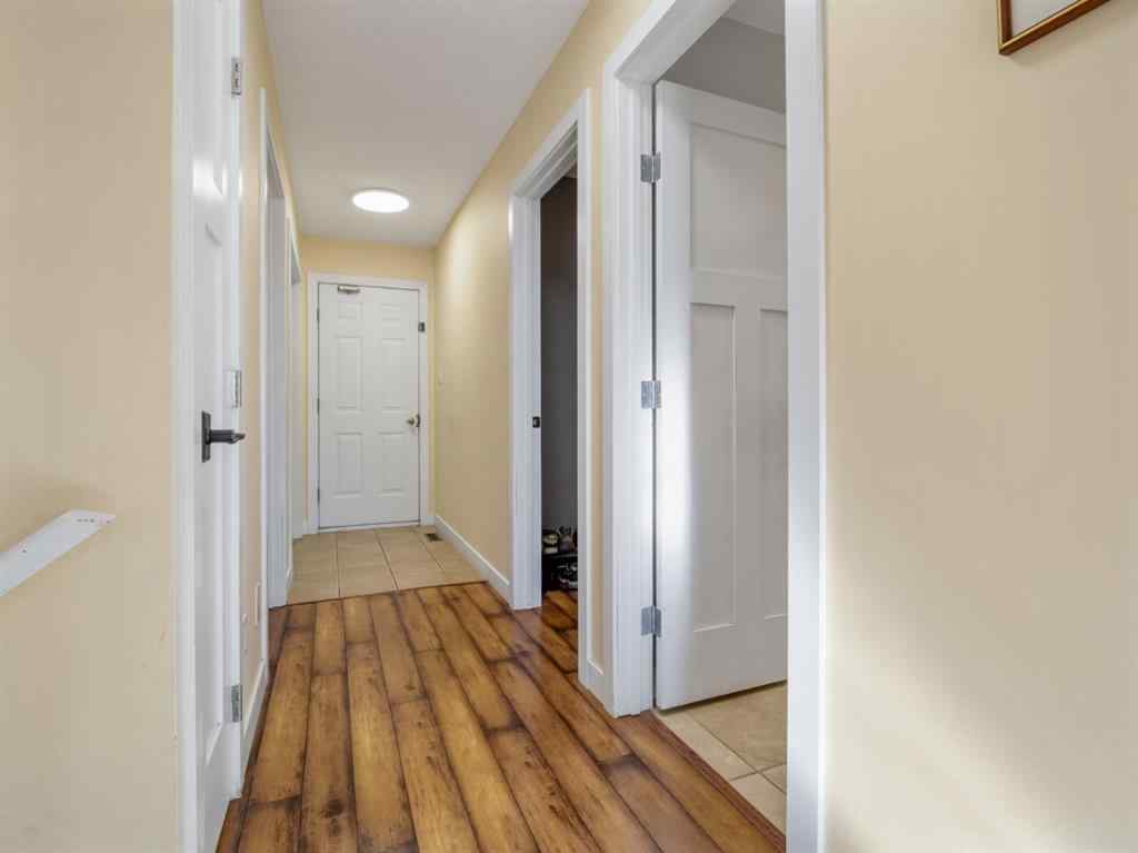 MLS® A2269027 - 2238 26 Avenue S in Tudor Estates Lethbridge, Residential