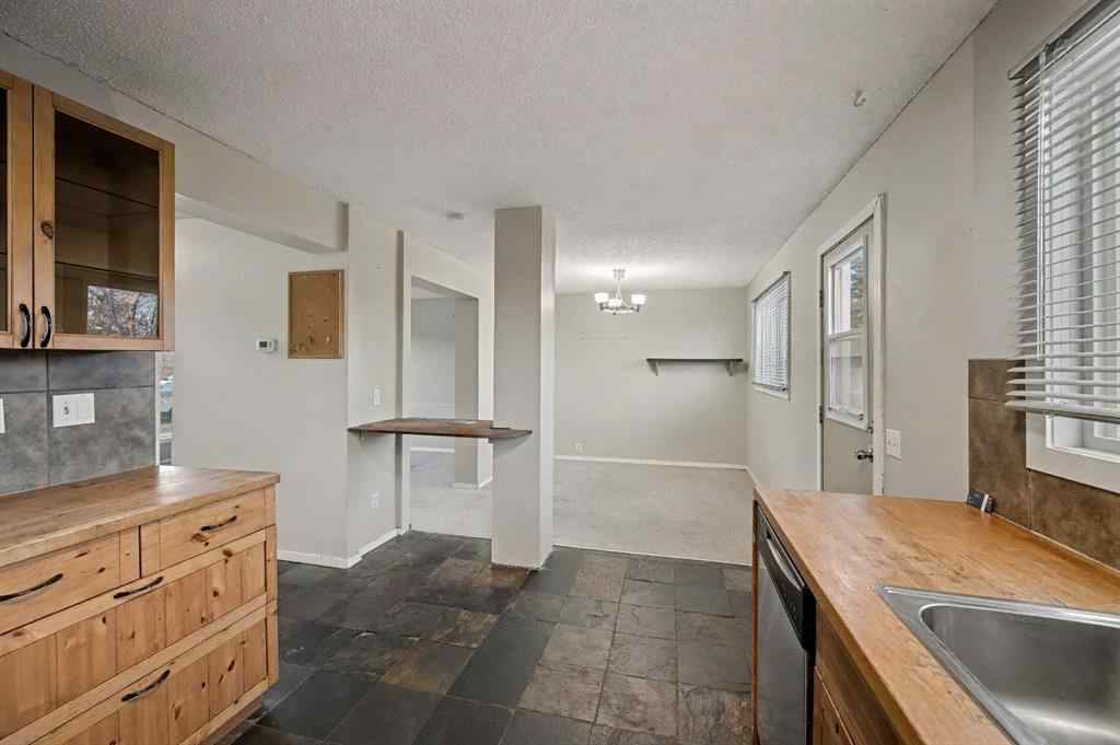 MLS® A2269028 - 24 Hunters Gate  in Hunters Glen Okotoks, Residential