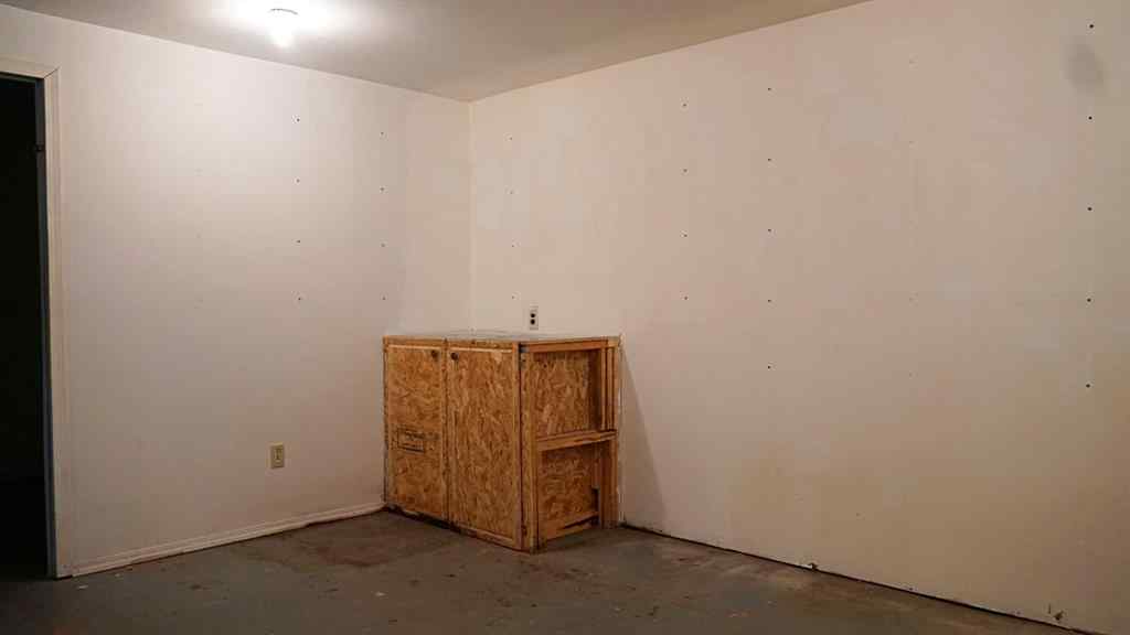 MLS® A2269030 - 4907 53 Avenue  in Kitscoty Kitscoty, Residential