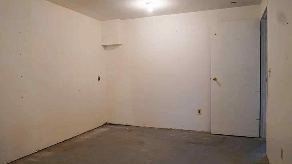 MLS® A2269030 - 4907 53 Avenue  in Kitscoty Kitscoty, Residential