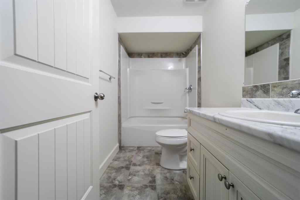 MLS® A2269034 - 4416A 73 Street  in West Park Camrose, Residential