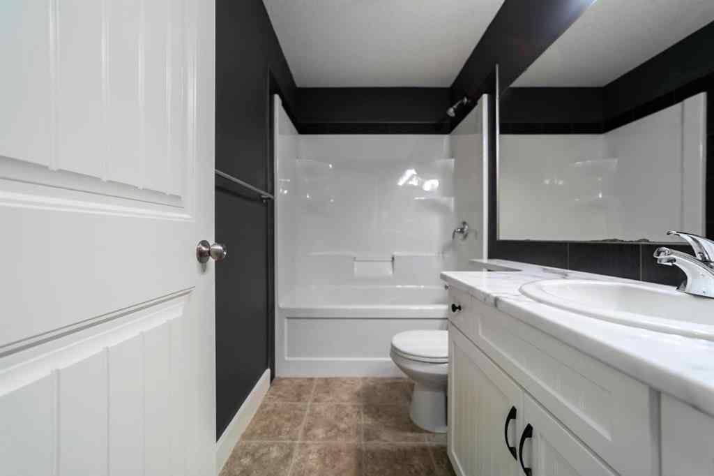 MLS® A2269034 - 4416A 73 Street  in West Park Camrose, Residential