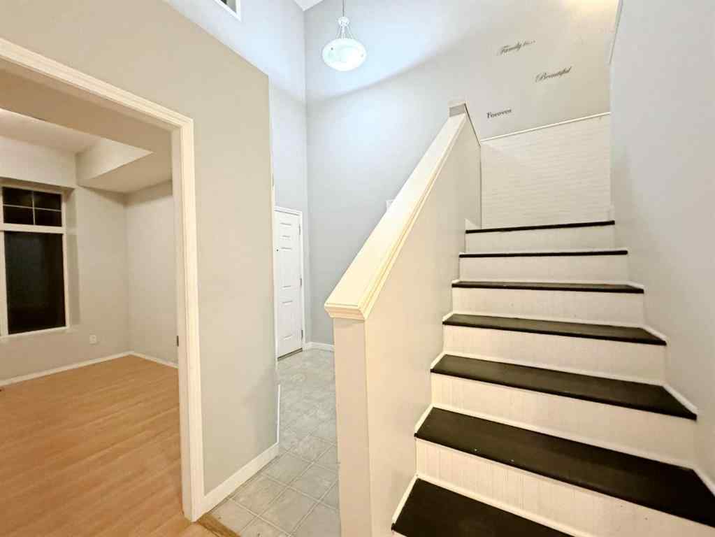 MLS® A2269035 - 262 Luxstone Road SW in Luxstone Airdrie, Residential