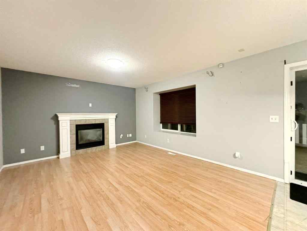 MLS® A2269035 - 262 Luxstone Road SW in Luxstone Airdrie, Residential