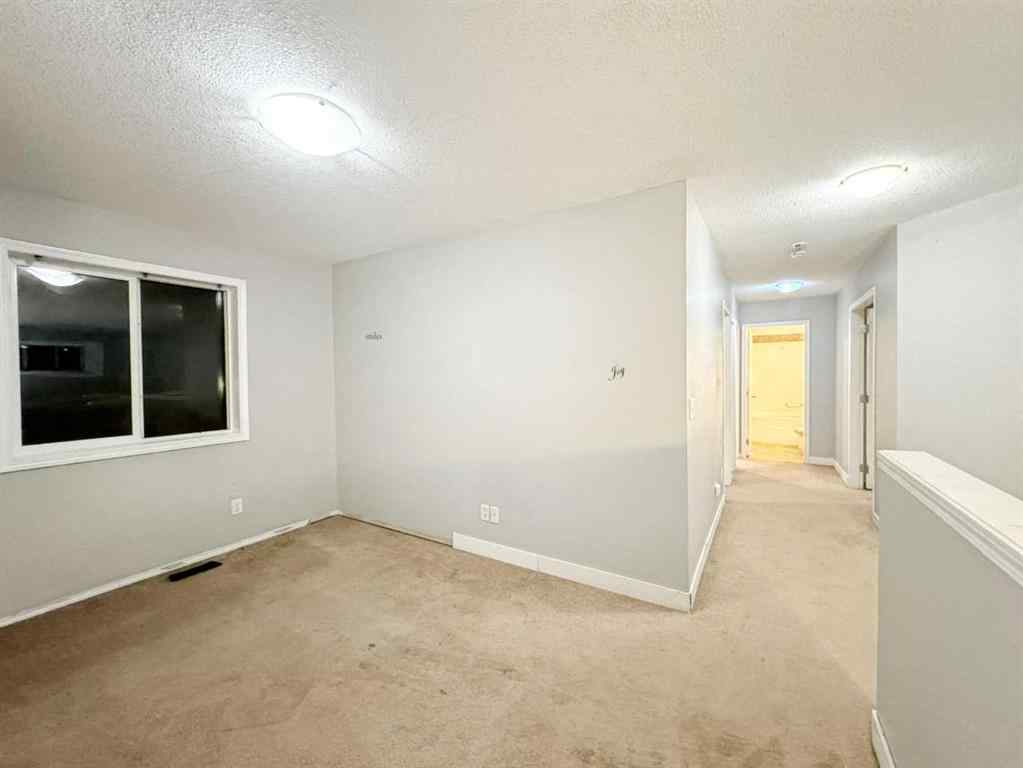 MLS® A2269035 - 262 Luxstone Road SW in Luxstone Airdrie, Residential