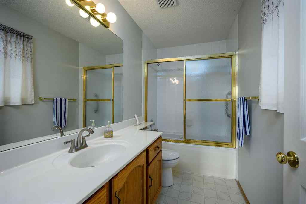 MLS® A2269038 - 21 Citadel Drive NW in Citadel Calgary, Residential