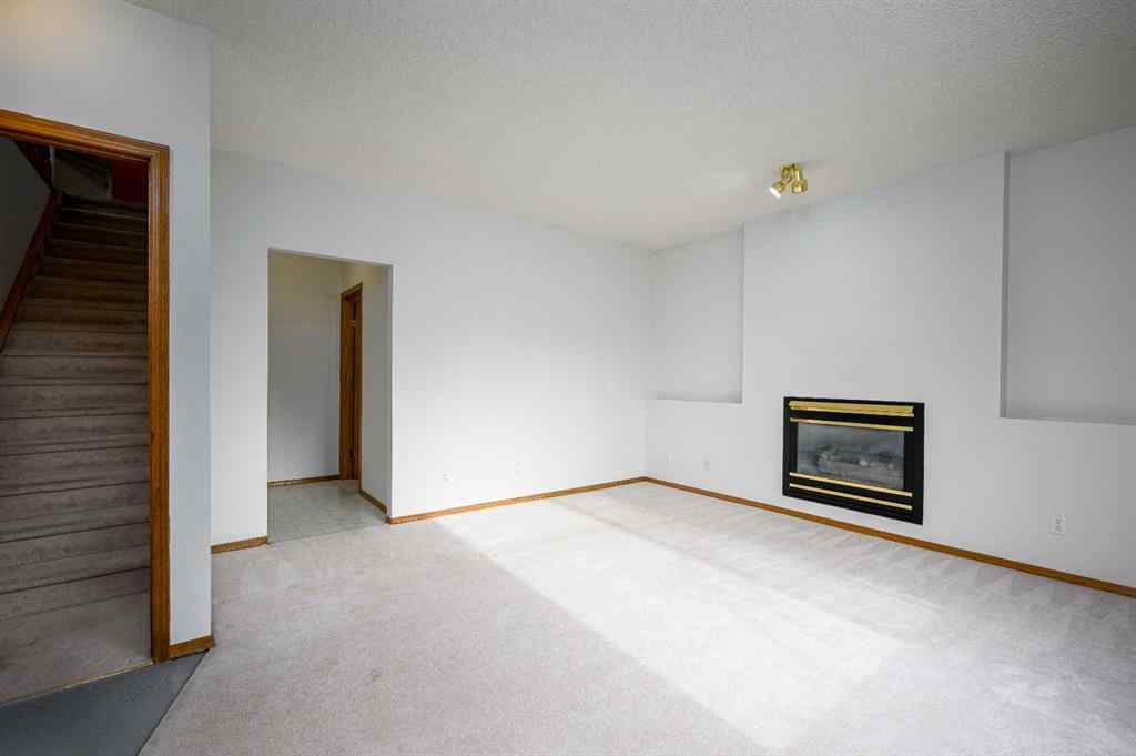 MLS® A2269038 - 21 Citadel Drive NW in Citadel Calgary, Residential