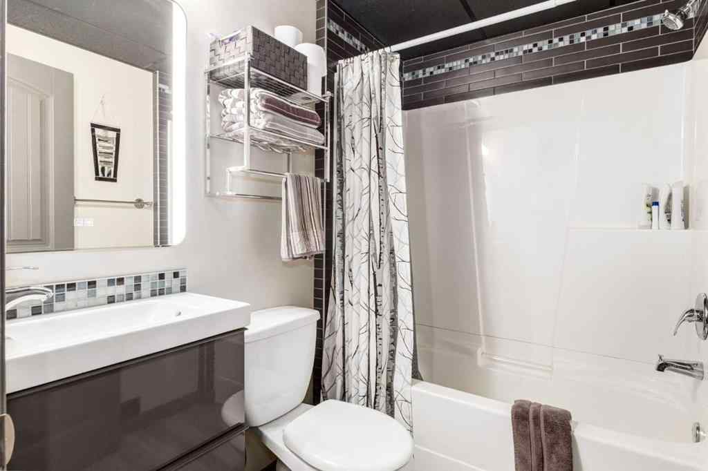 MLS® A2269039 - 269 Tuscany Ridge Heights NW in Tuscany Calgary, Residential