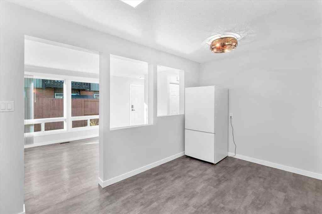 MLS® A2269045 - Unit #5 11240 6 Street SW in Southwood Calgary, Residential