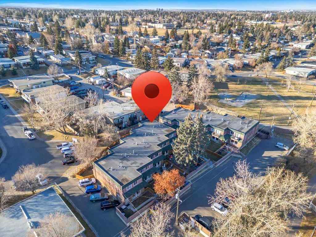 MLS® A2269045 - Unit #5 11240 6 Street SW in Southwood Calgary, Residential