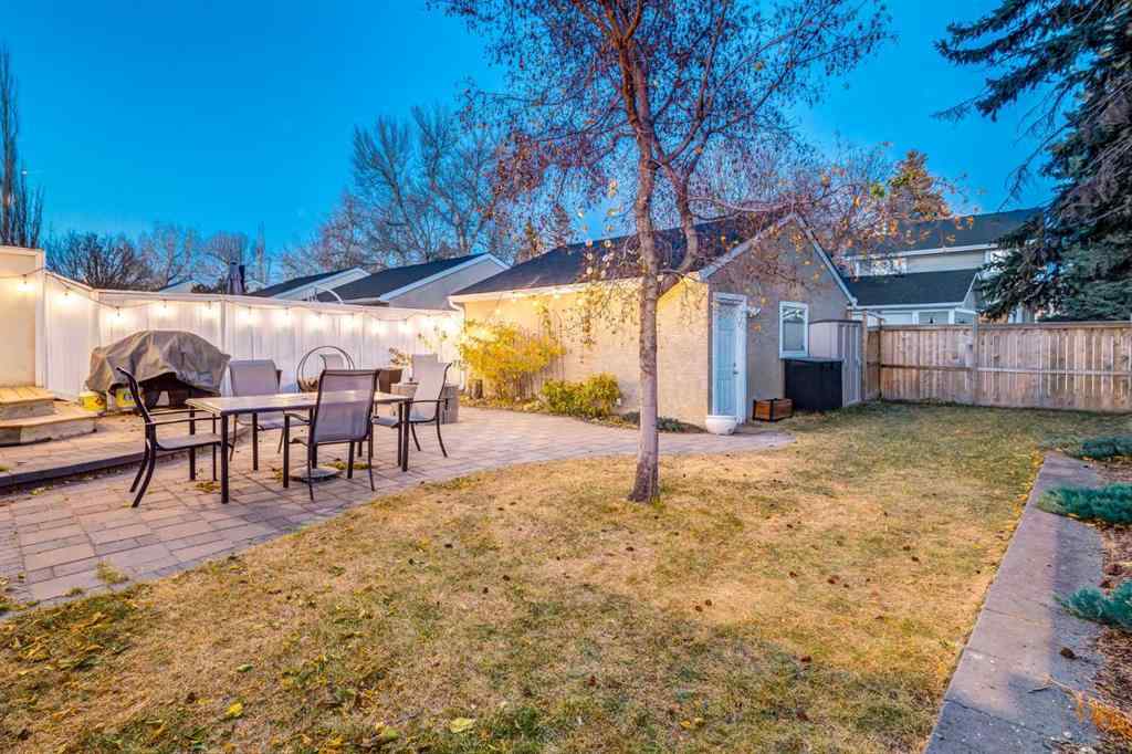 MLS® A2269047 - 32 Somme Manor SW in Garrison Woods Calgary, Residential