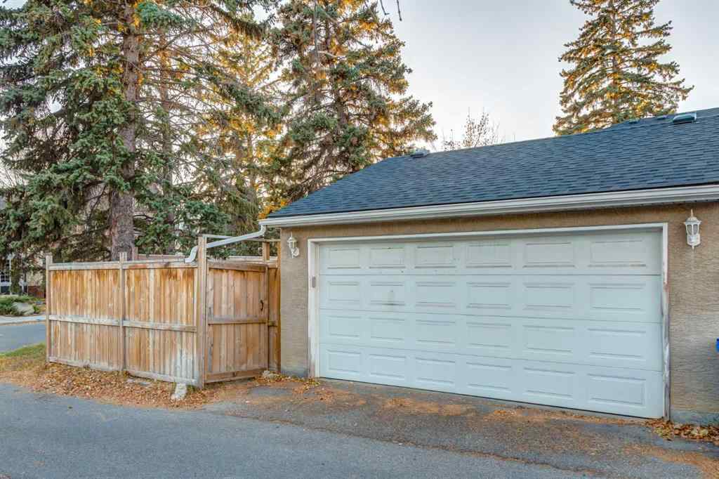 MLS® A2269047 - 32 Somme Manor SW in Garrison Woods Calgary, Residential