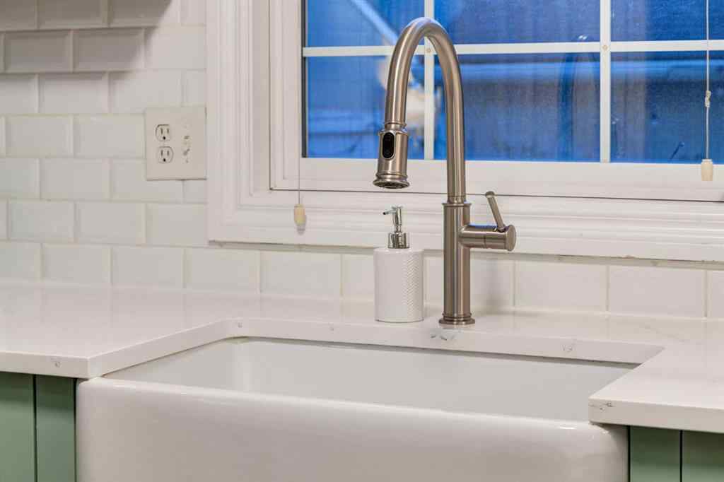 MLS® A2269047 - 32 Somme Manor SW in Garrison Woods Calgary, Residential