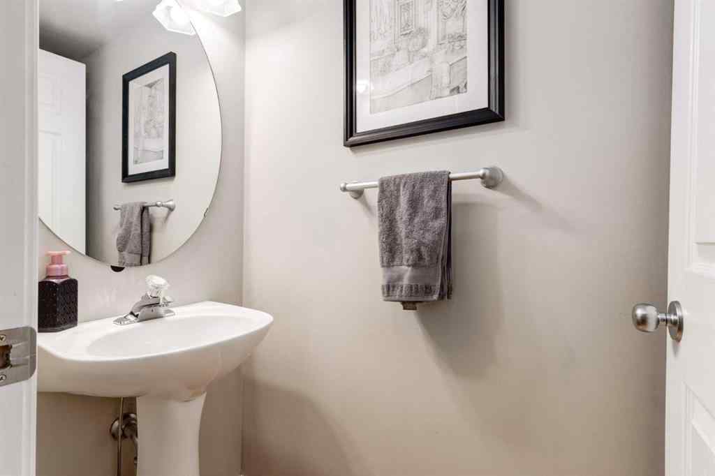 MLS® A2269047 - 32 Somme Manor SW in Garrison Woods Calgary, Residential