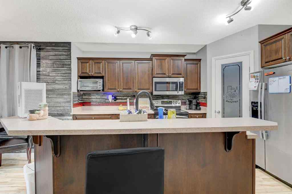 MLS® A2269049 - 6938 115 Street  in Pinnacle Ridge Grande Prairie, Residential