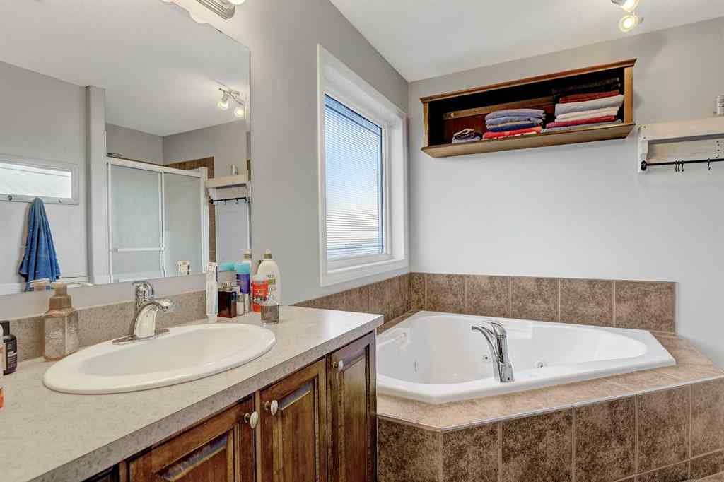 MLS® A2269049 - 6938 115 Street  in Pinnacle Ridge Grande Prairie, Residential