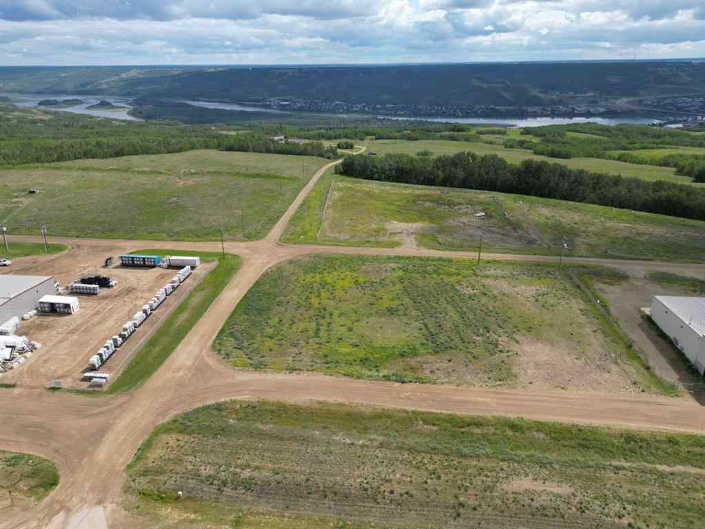 MLS® A2269052 - SW-1-84-22-W5th Hwy 743   in West Hill Com/Ind Peace River, Commercial